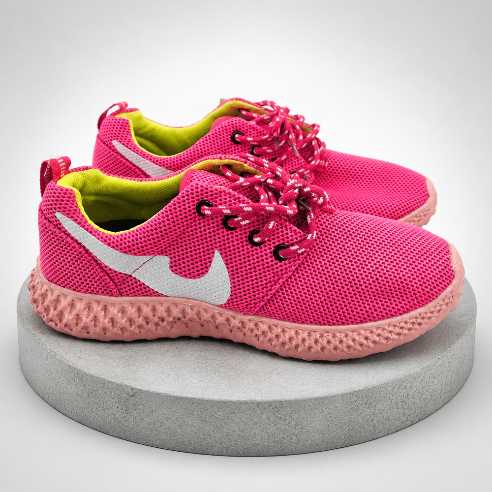 NWOB Girls Lace up Sneakers Size EU37 US 5- 5.5